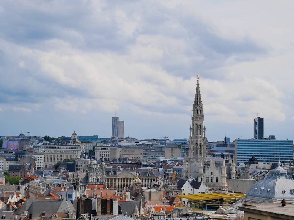 Belgium's House Prices Climb 1.9% in H1 2026 with Strong Gains in Brussels