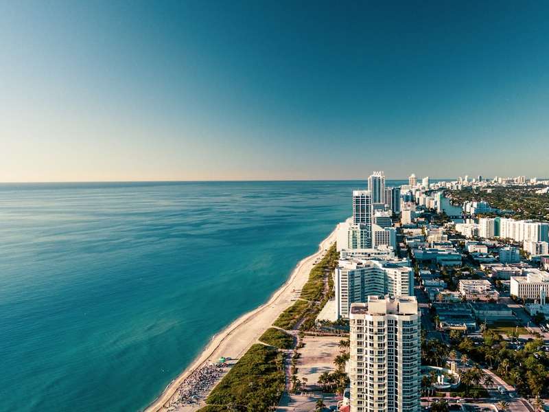 UBS Global Real Estate Bubble Index 2025: Miami Leads Bubble Risk with Tokyo and Zurich Following