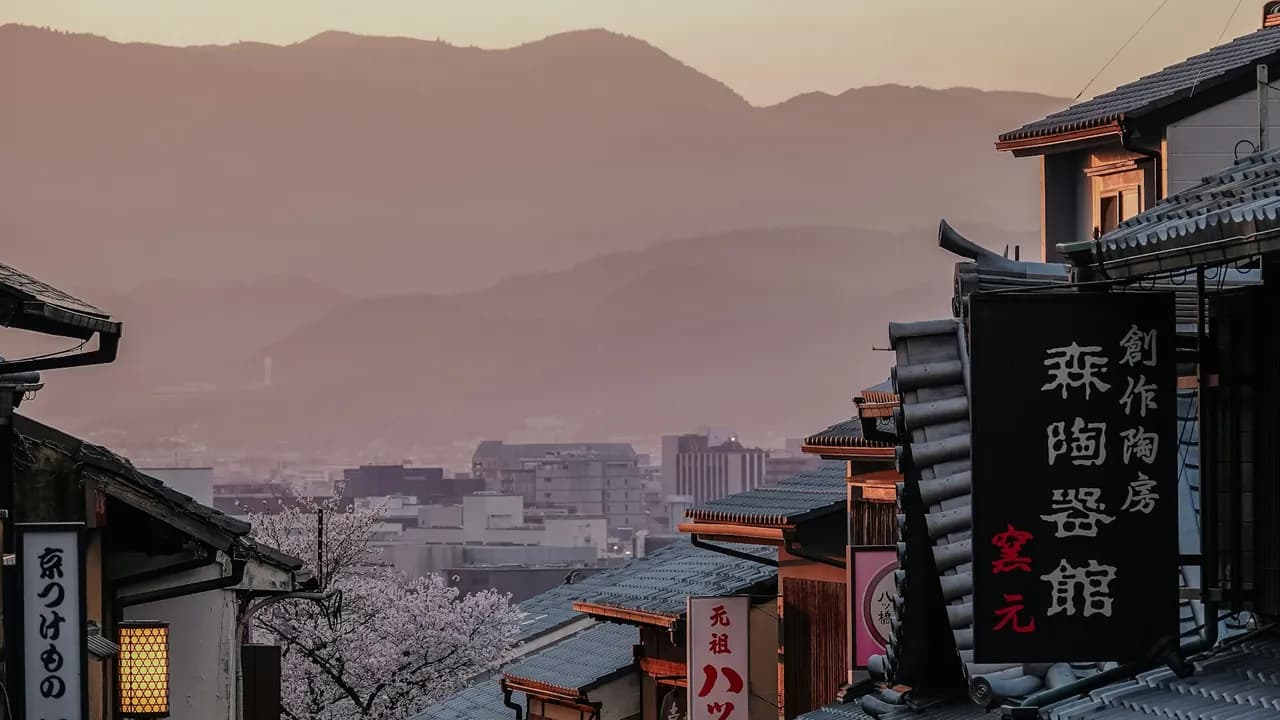 Higashiyama