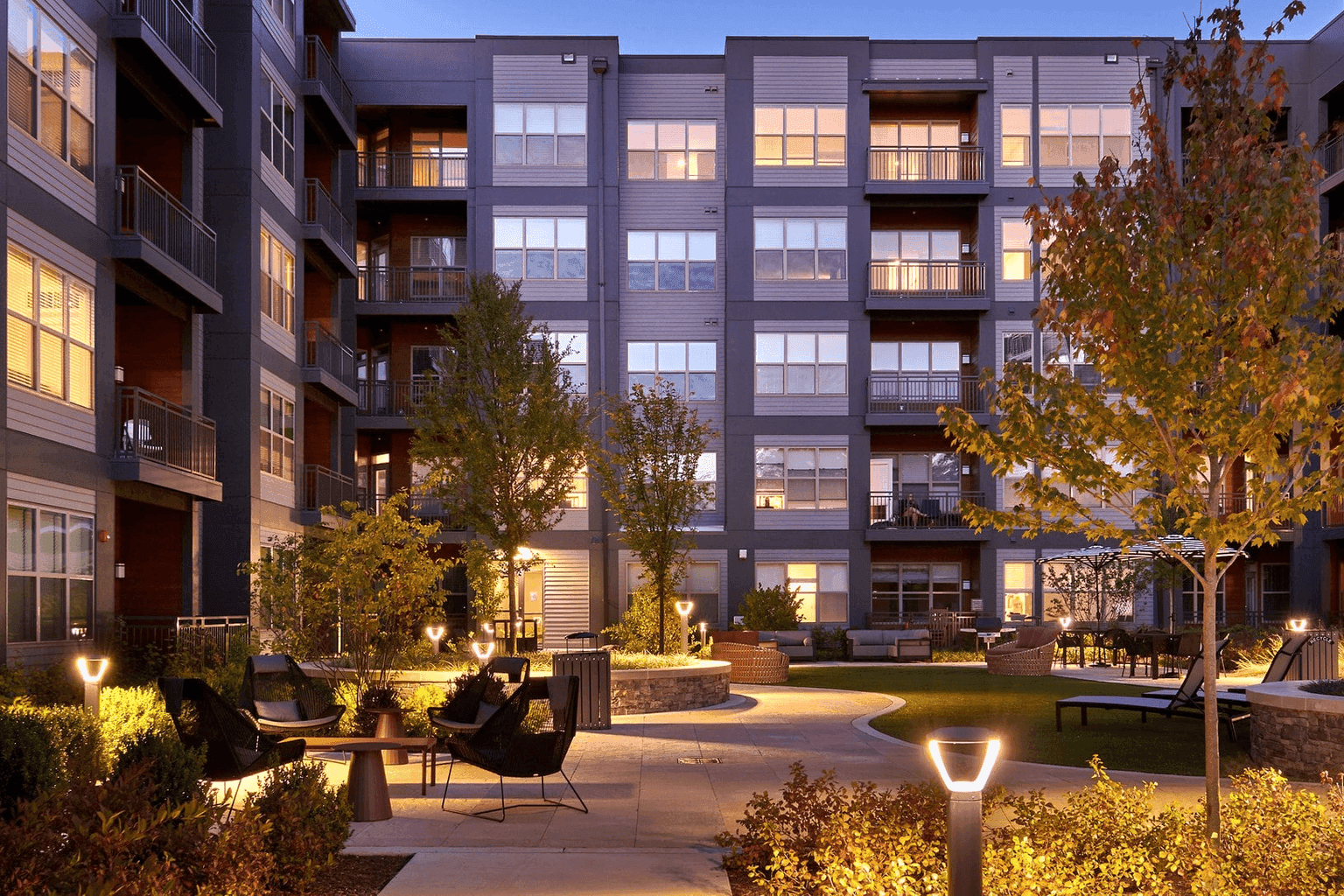 Avalon Foundry Row - Image 2
