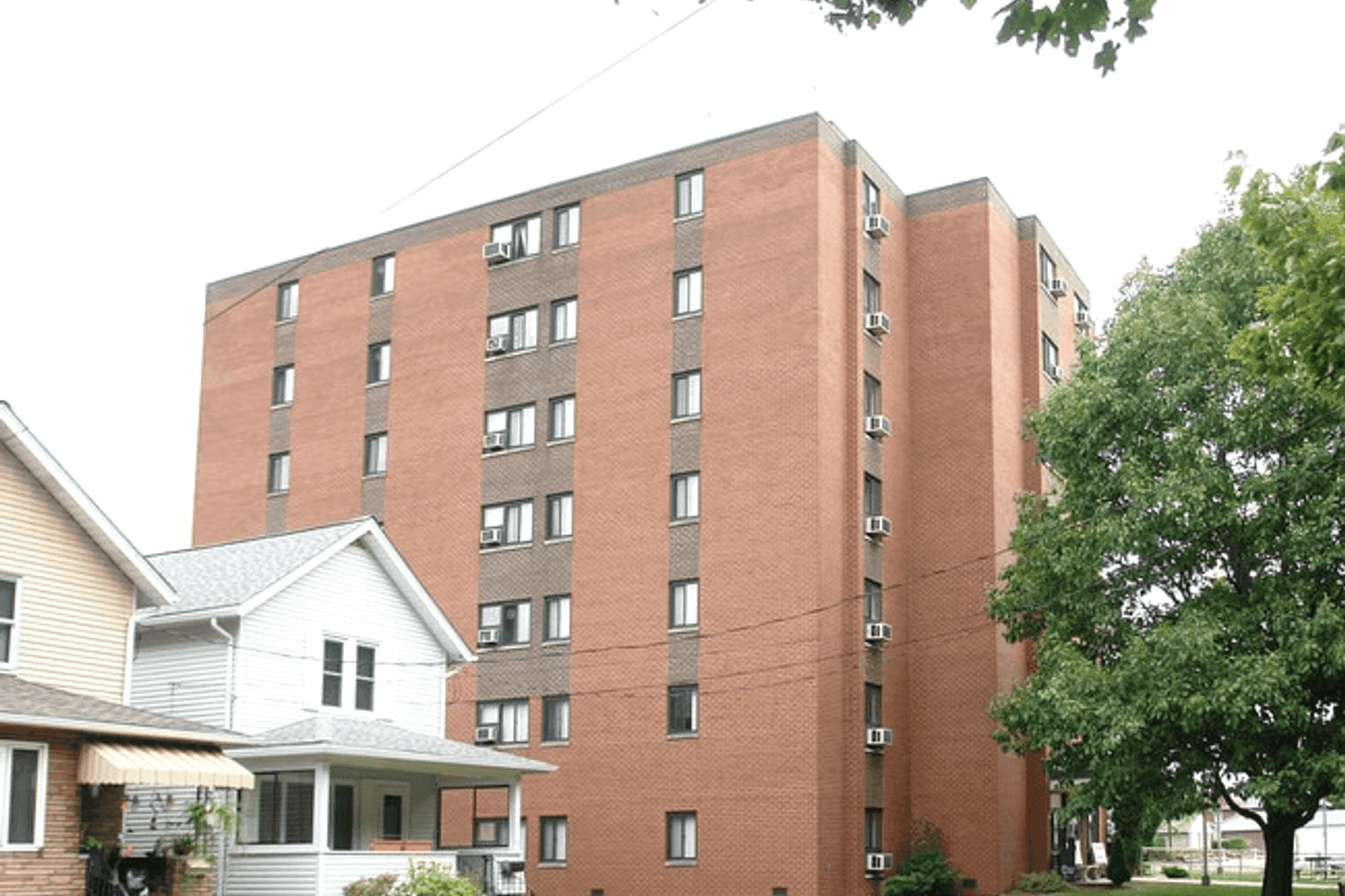 Brackenridge Hall Lofts - Image 3