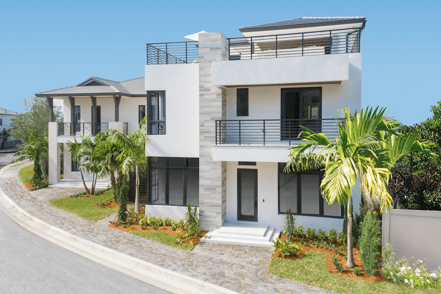 Canarias at Downtown Doral - Image 2