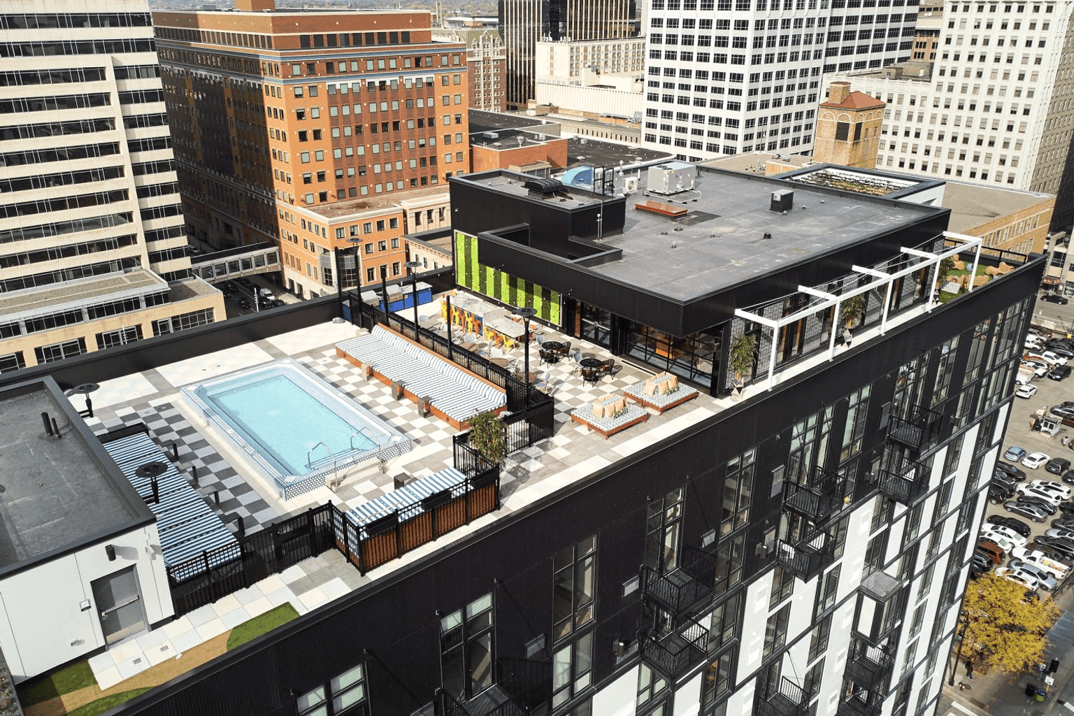 City Club Apartments CBD - Image 2