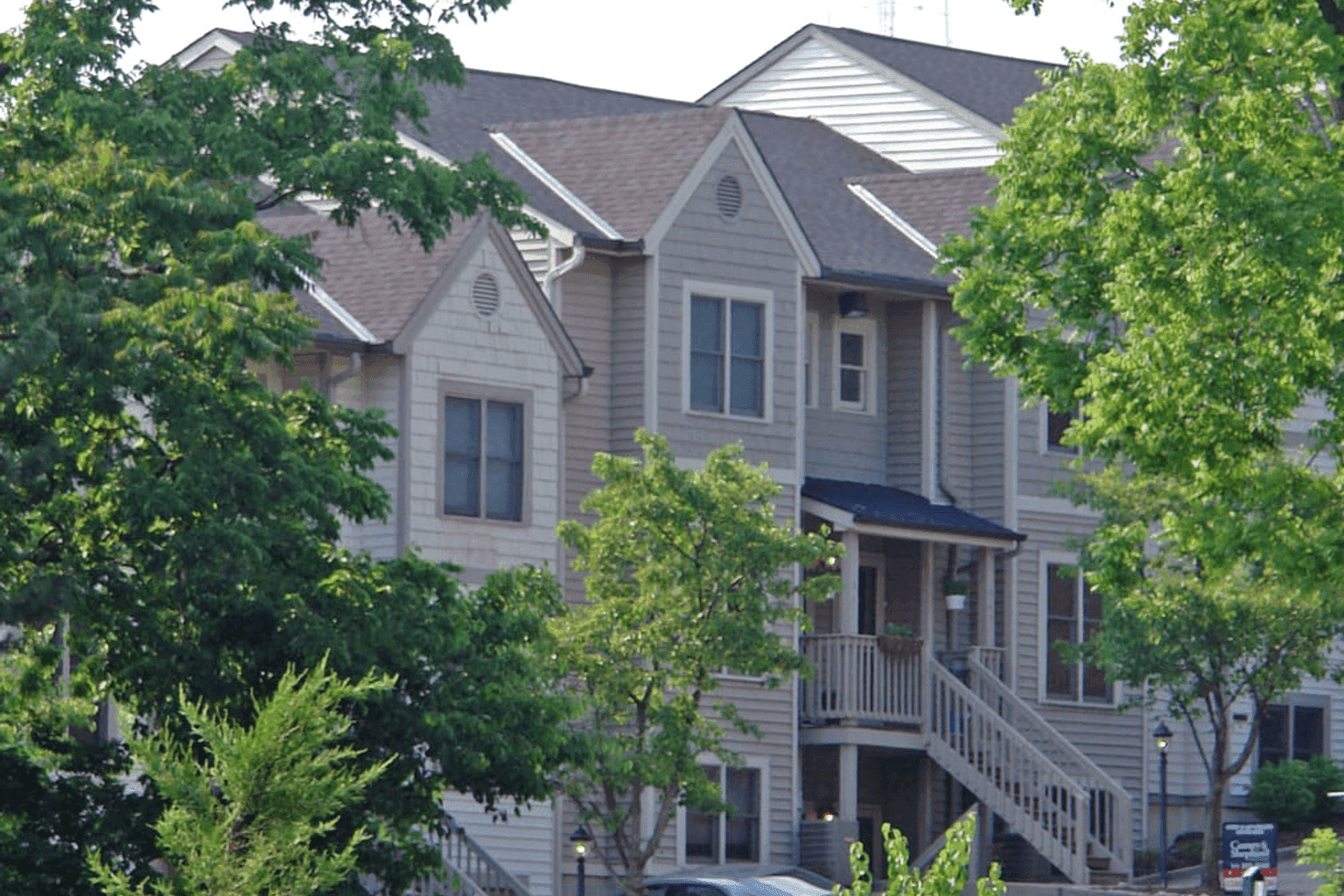 Deerfield Town Center Apts - Image 3