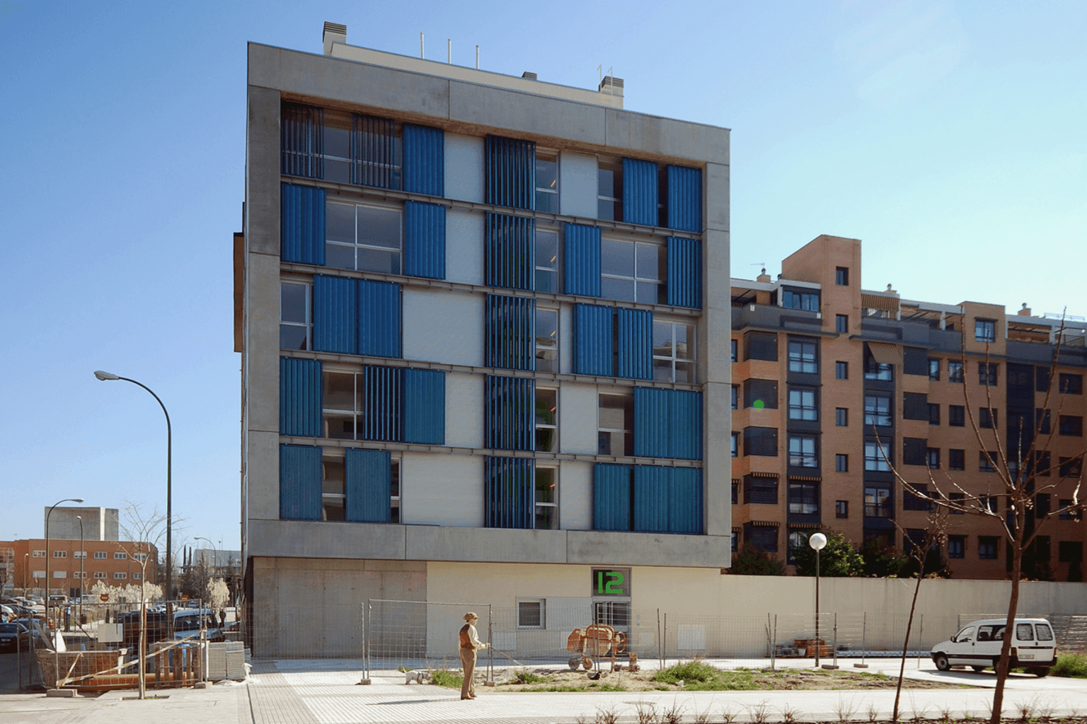 Embajadores social housing renew