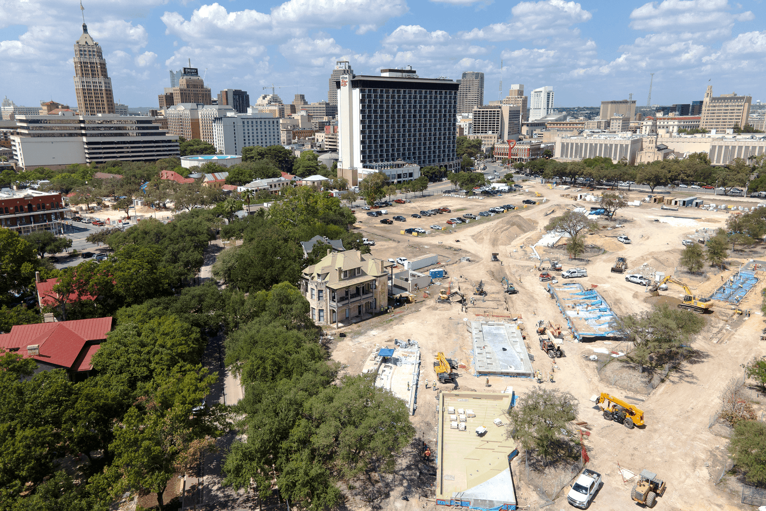 Hemisfair Civic Park Housing - Image 2