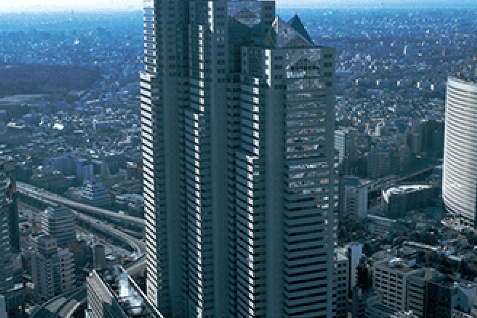 Park Tower Nishi-Shinjuku - Image 2
