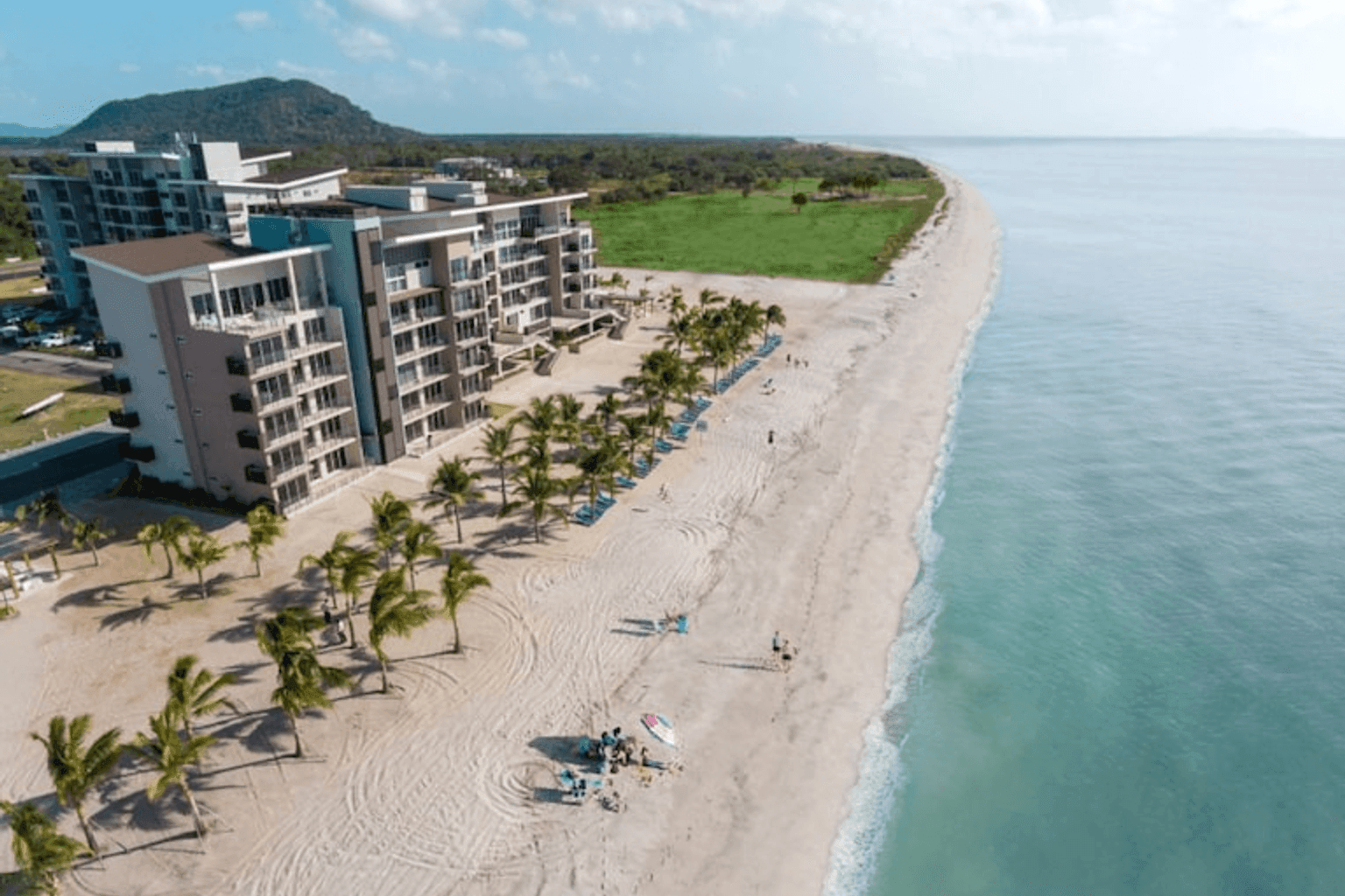 Playa Caracol Residences
