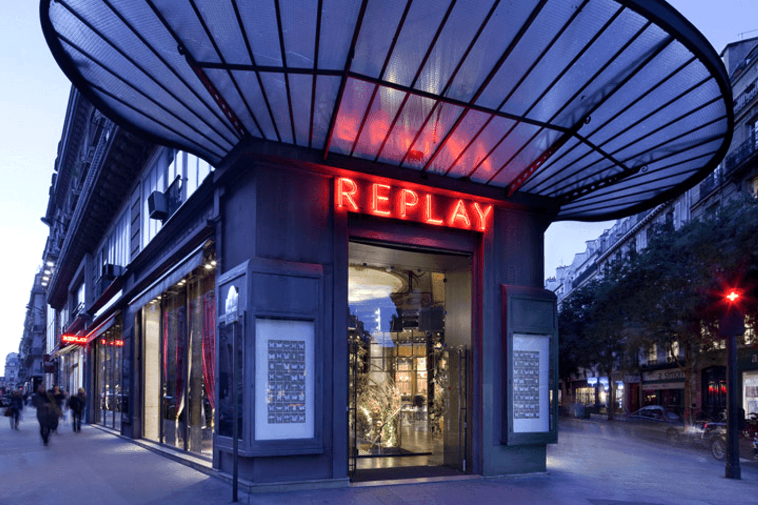 Replay (Village) - Image 2