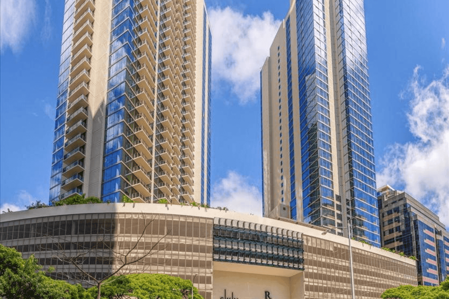 Sky Ala Moana - Image 3