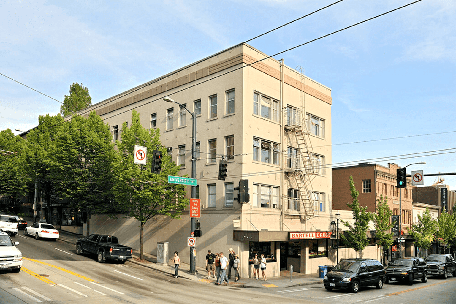 The Ave Apartments - Image 2