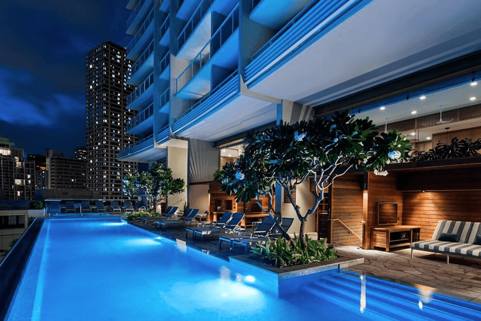 The Ritz-Carlton Residences Waikiki - Image 3