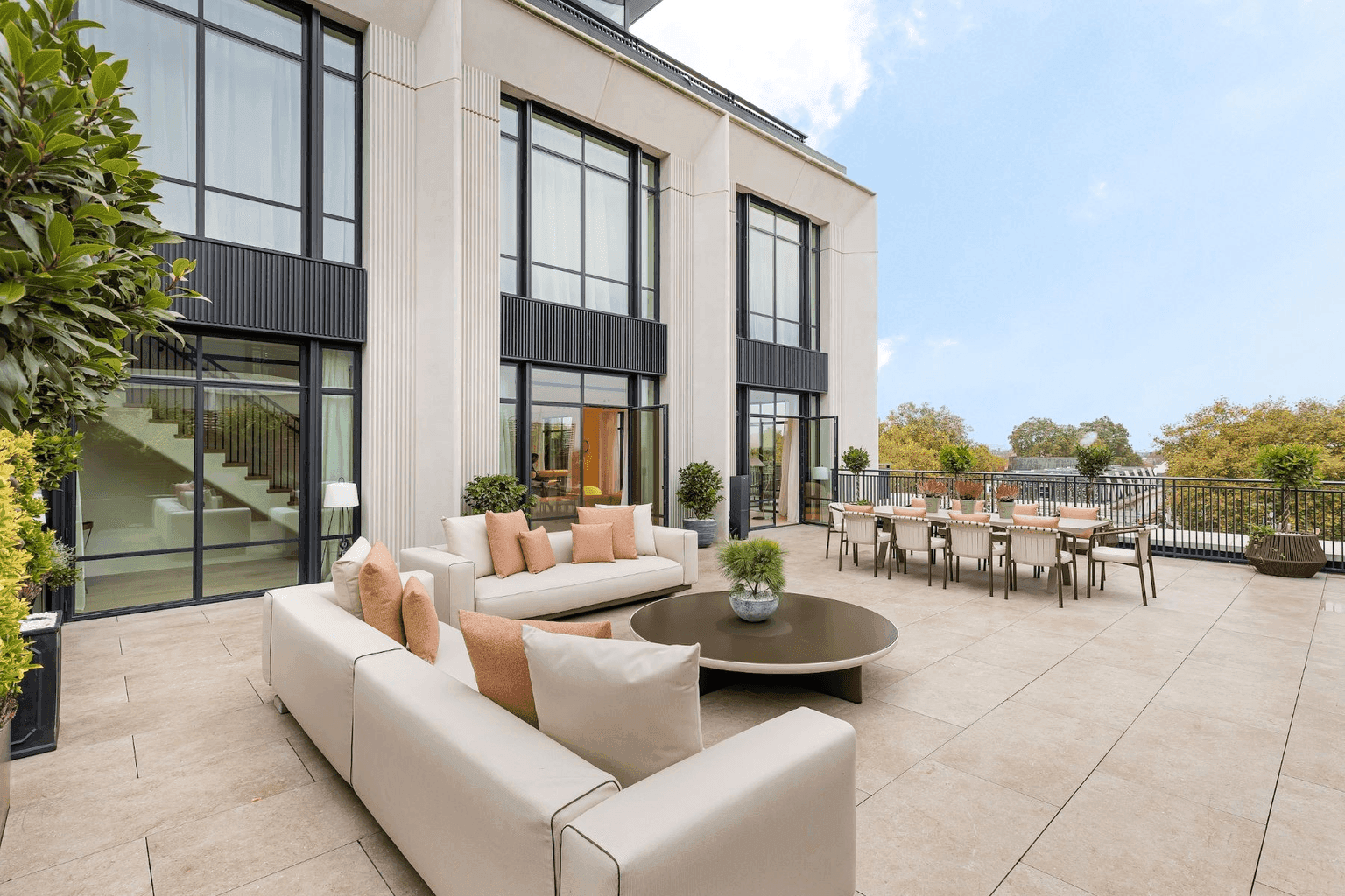The Whiteley (Queensway) - Image 3